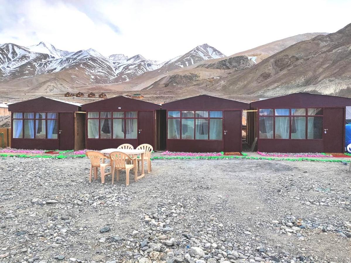 Pangong Delight Camps And Cottages Spangmik Exterior photo