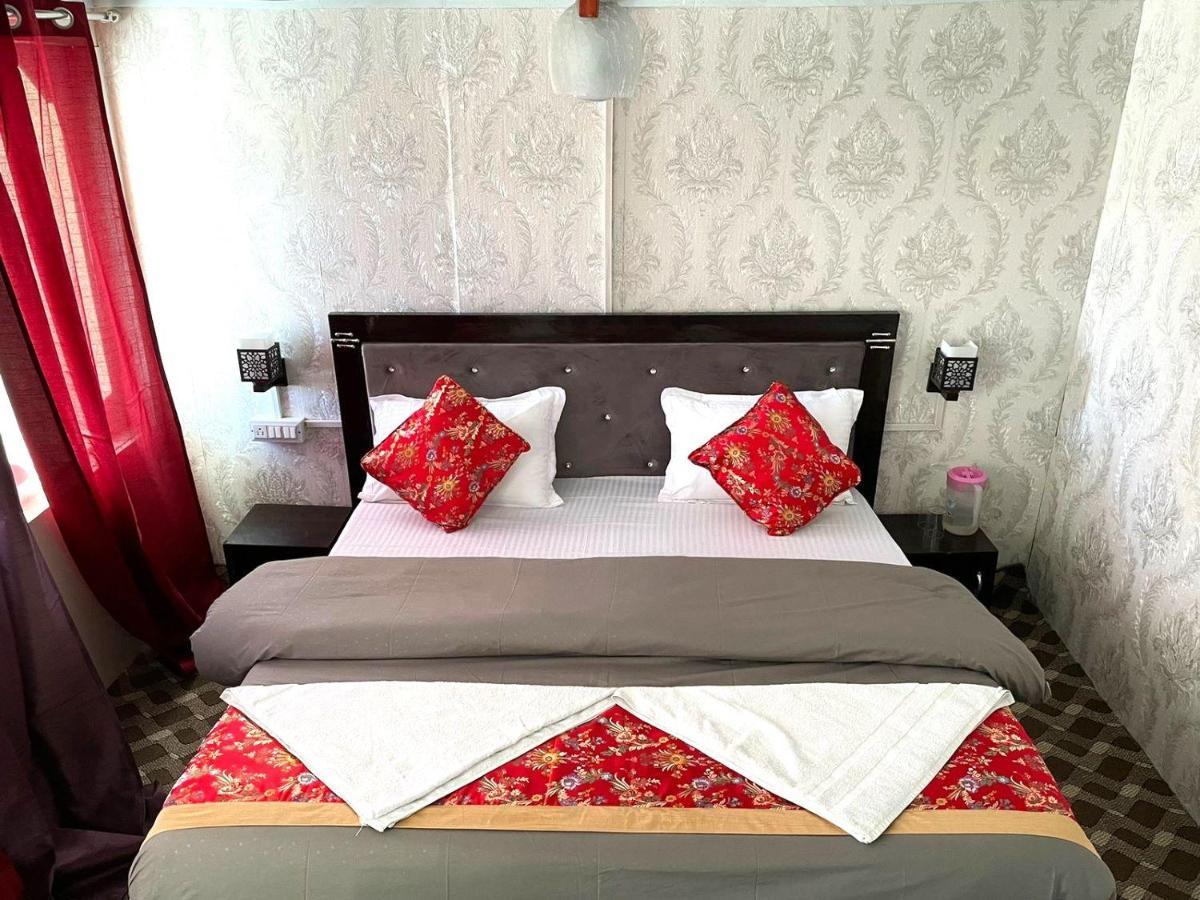Pangong Delight Camps And Cottages Spangmik Exterior photo