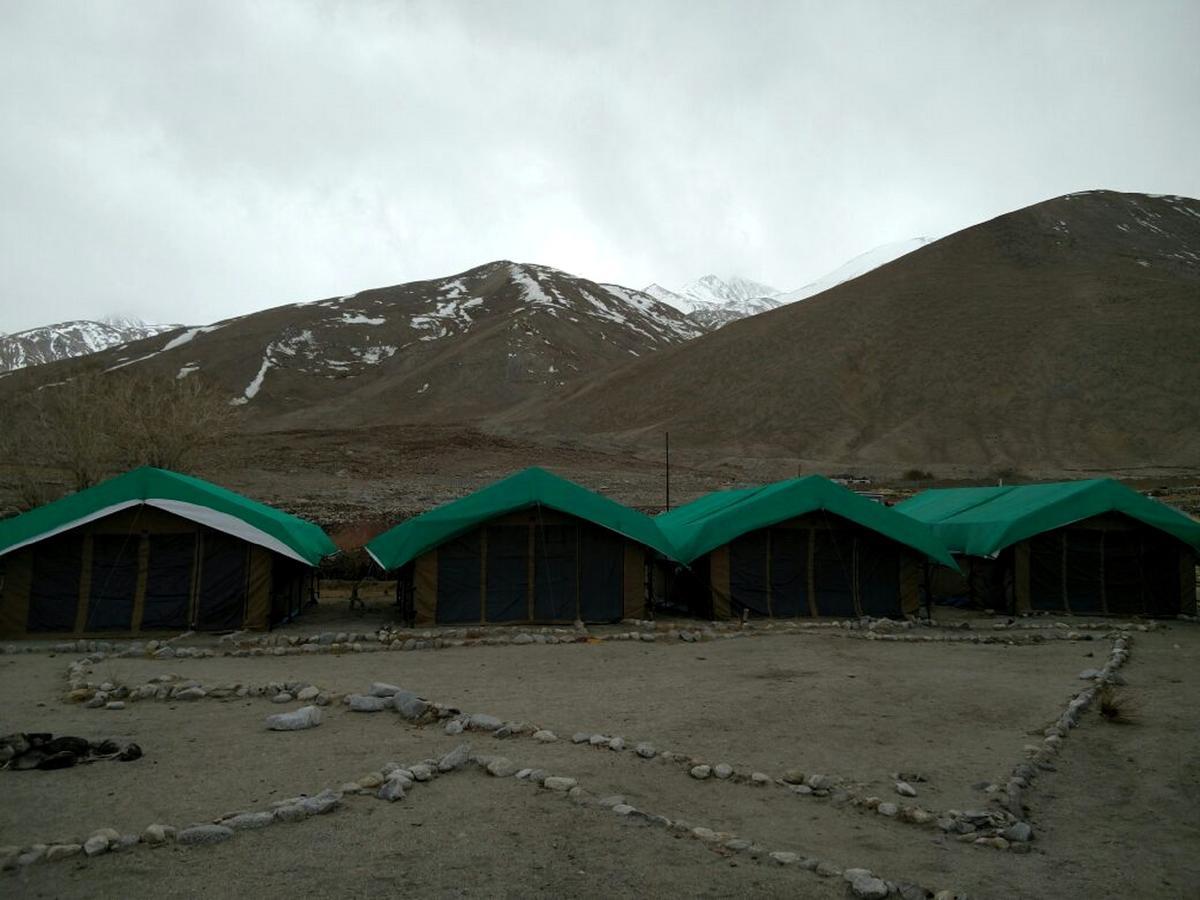 Pangong Delight Camps And Cottages Spangmik Exterior photo